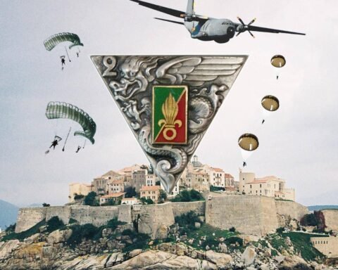 Paratroopers of the 2e Foreign Parachute Regiment dropping over Calvi, Corsica